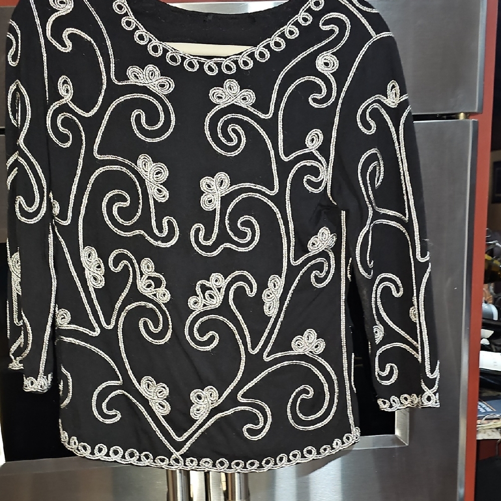 Elegant Black Embroidered Women's Top